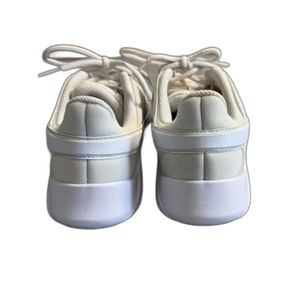 Nike Legend Essential 2 Womens 8.5 Platinum Tint Gold Training Shoes CQ9545-010